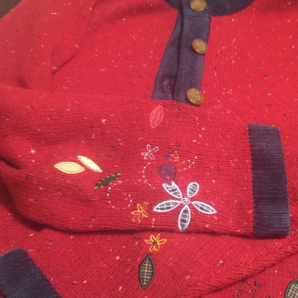 Cardigan - Picture 2 of 3